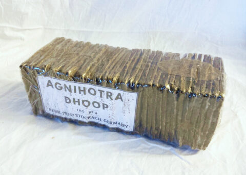 Agnihotra Dhoop / rechteckig - Kuhdung für Agnihotra - 1kg